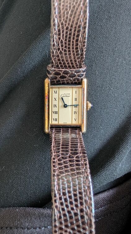 カルティエ タンク 5057001（高級時計）の商品画像 - 査定依頼日：2025年10月8日 - 最高査定価格：320,000円