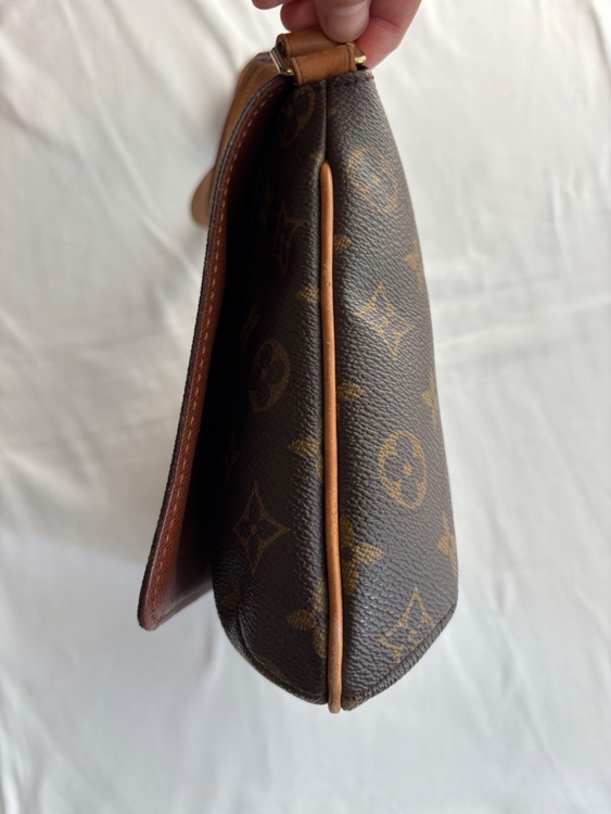 ルイヴィトン モノグラム （ブランドバッグ）の商品画像 - 査定依頼日：2026年4月3日 - 最高査定価格：100,000円