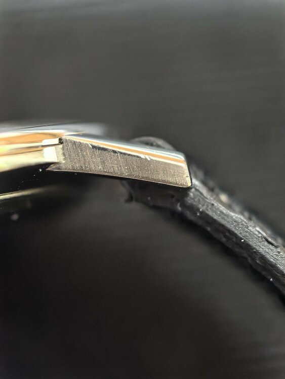 Ref.2592-1 Cal.23-300 WG（高級時計）の商品画像 - 査定依頼日：2026年3月11日 - 最高査定価格：2,000,000円