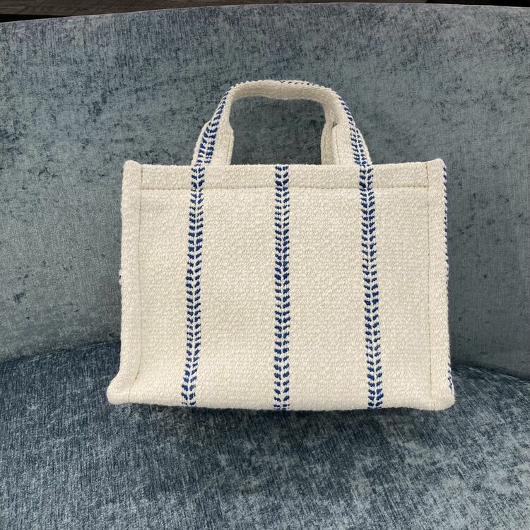 スモールカバタイス small cabas thais（ブランドバッグ）の商品画像 - 査定依頼日：2025年7月14日 - 最高査定価格：110,000円