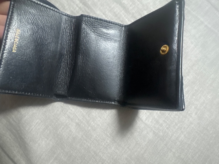 バレンシアガ  （ブランドバッグ）の商品画像 - 査定依頼日：2026年4月27日 - 最高査定価格：38,000円