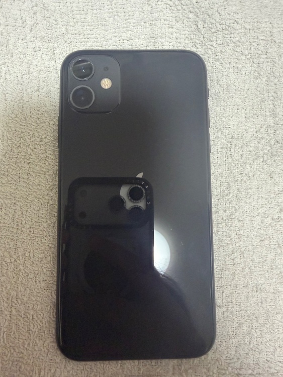iPhone11（スマホ）の商品画像 - 査定依頼日：2026年4月27日 - 最高査定価格：12,000円