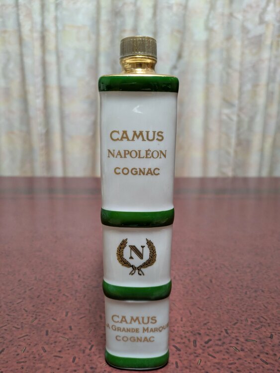 CAMUSNAPOLEON　COGNAC（お酒）の商品画像 - 査定依頼日：2026年4月29日
