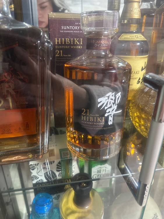 ウイスキー サントリー響 （お酒）の商品画像 - 査定依頼日：2025年11月19日 - 最高査定価格：84,000円