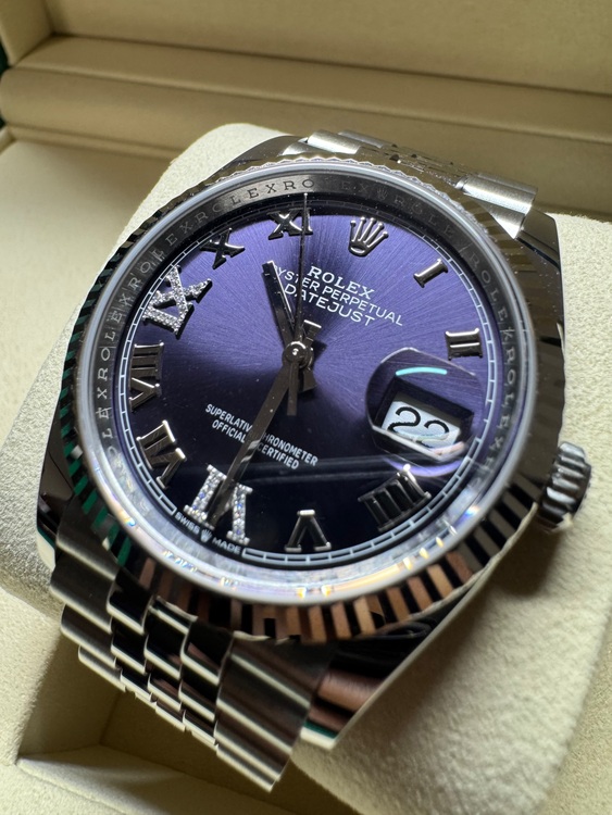 ロレックス デイトジャスト 126234（高級時計）の商品画像 - 査定依頼日：2025年11月22日 - 最高査定価格：2,320,000円
