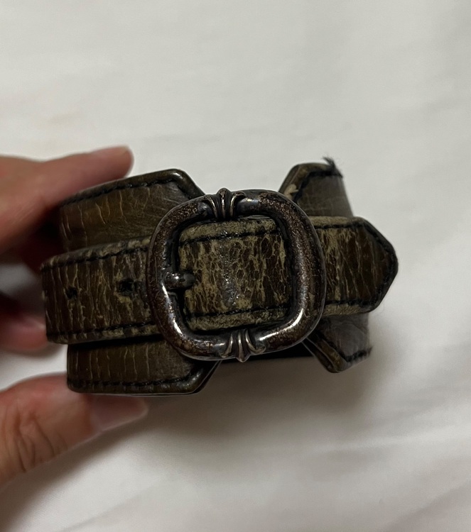 [クロムハーツ R&R　ロックンロール レザーブレスレット]（古着・ファッション）の商品画像 - 査定依頼日：2025年9月14日 - 最高査定価格：30,000円