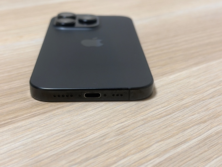 iPhone iPhone 16 Pro 512GB SIMフリー（スマホ）の商品画像 - 査定依頼日：2026年9月20日 - 最高査定価格：130,500円