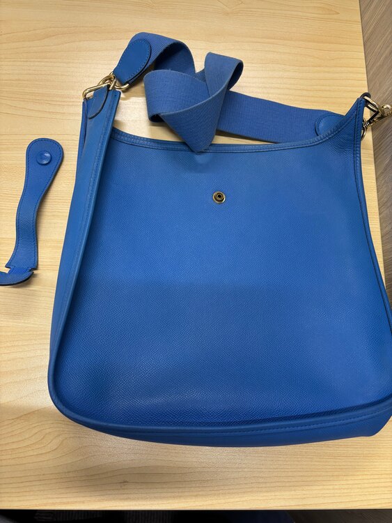 エルメス　エブリン（ブランドバッグ）の商品画像 - 査定依頼日：2025年4月27日 - 最高査定価格：100,000円