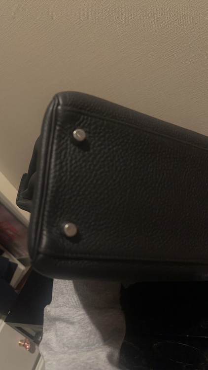 エルメスケリー28（ブランドバッグ）の商品画像 - 査定依頼日：2025年11月15日 - 最高査定価格：2,000,000円