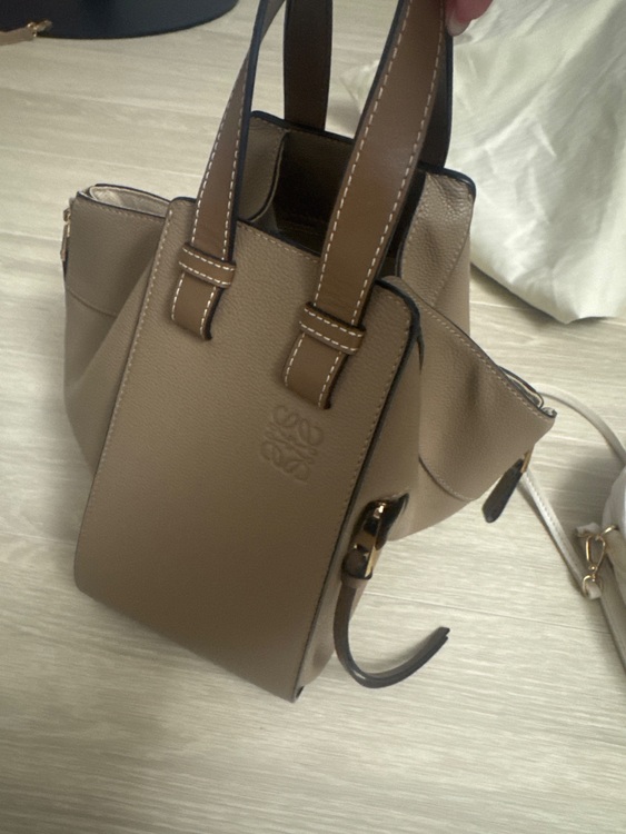 ロエベ、ハンモック（ブランドバッグ）の商品画像 - 査定依頼日：2025年8月13日 - 最高査定価格：100,000円