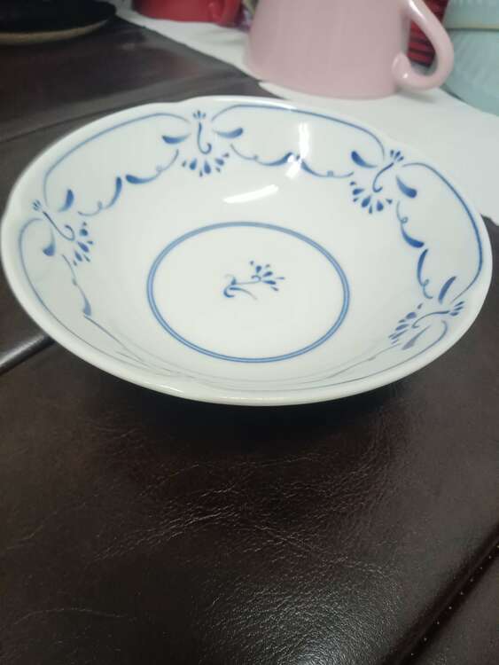 食器（食器）の商品画像 - 査定依頼日：2025年4月5日 - 最高査定価格：1円