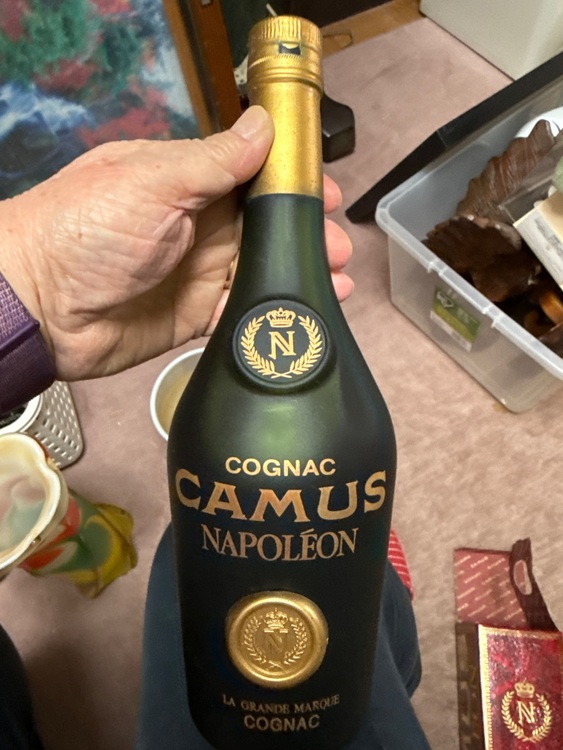 CAMUS NAPOLEON 459347 EASTD1863（お酒）の商品画像 - 査定依頼日：2025年11月10日 - 最高査定価格：1,500円