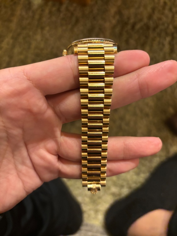 ロレックス デイデイト 12823（高級時計）の商品画像 - 査定依頼日：2026年1月24日 - 最高査定価格：15,000,000円