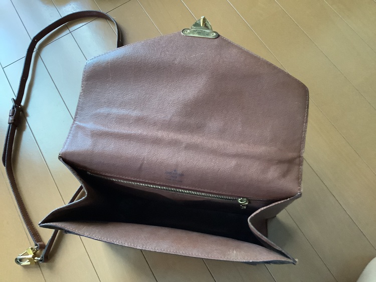 わかりません。（ブランドバッグ）の商品画像 - 査定依頼日：2022年7月13日 - 最高査定価格：30,000円