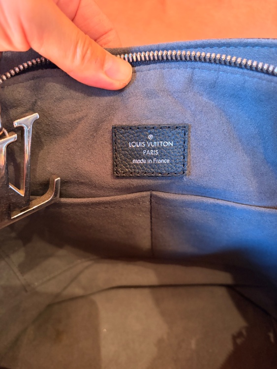 ハウメア（ブランドバッグ）の商品画像 - 査定依頼日：2026年1月19日 - 最高査定価格：220,000円