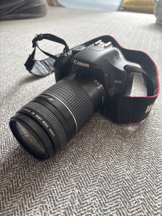 EOS kissx2（カメラ）の商品画像 - 査定依頼日：2026年4月20日 - 最高査定価格：8,000円