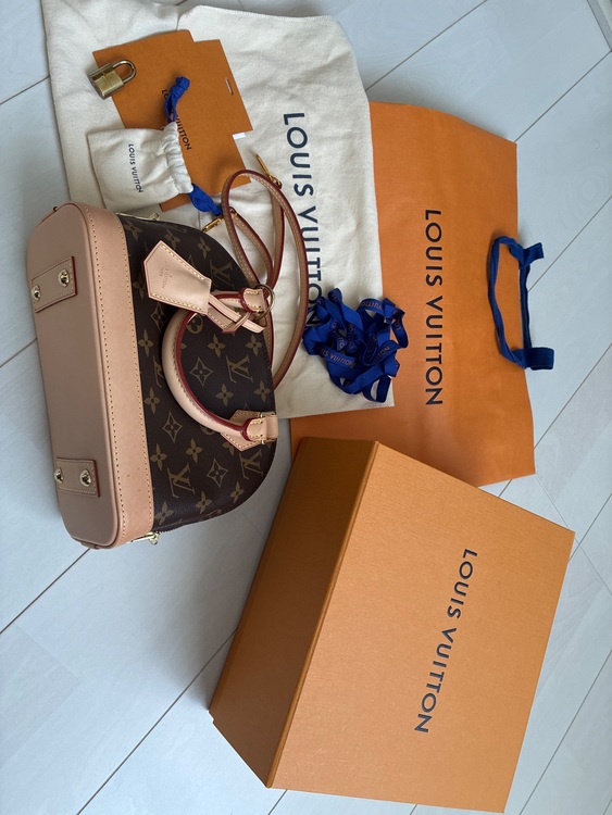 アルマBB（ブランドバッグ）の商品画像 - 査定依頼日：2025年11月25日 - 最高査定価格：185,000円