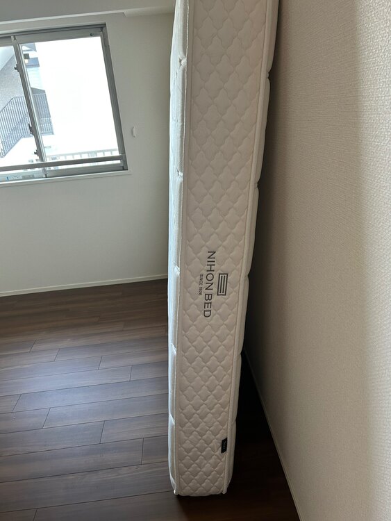 日本ベッド　シルキーポケットマットレス　キングサイズ（家具・寝具）の商品画像 - 査定依頼日：2025年1月14日 - 最高査定価格：5,500円