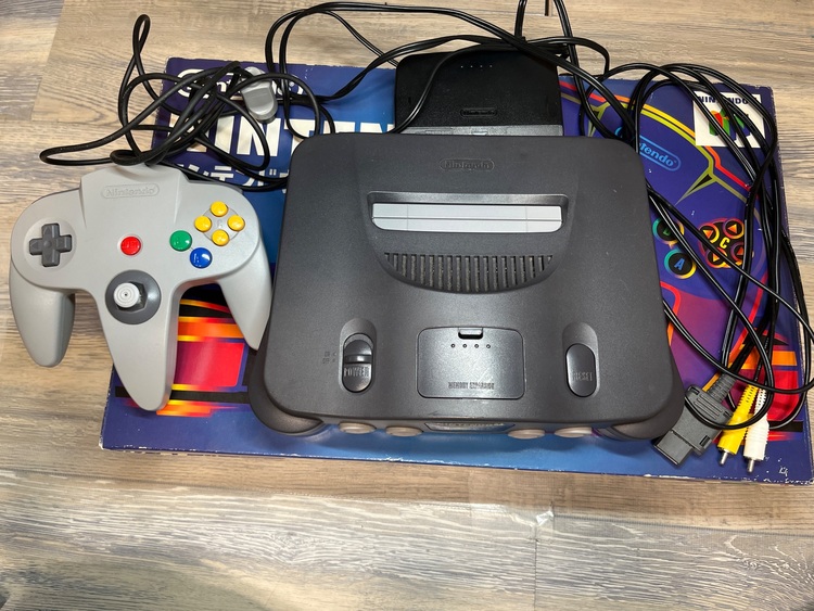 Nintendo64（ゲーム機本体・ゲームソフト）の商品画像 - 査定依頼日：2025年11月10日 - 最高査定価格：2,500円