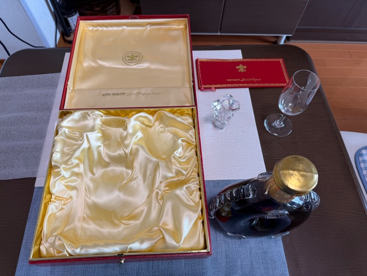 ブランデー レミーマルタン （お酒）の商品画像 - 査定依頼日：2026年4月22日 - 最高査定価格：130,000円