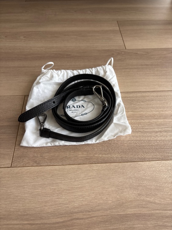 プラダ  （ブランドバッグ）の商品画像 - 査定依頼日：2025年9月11日 - 最高査定価格：60,000円