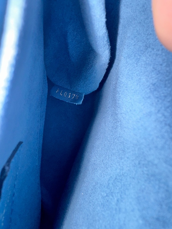 ルイヴィトン モノグラム ロッキーBB ショルダーバッグ（ブランドバッグ）の商品画像 - 査定依頼日：2026年4月8日 - 最高査定価格：110,000円