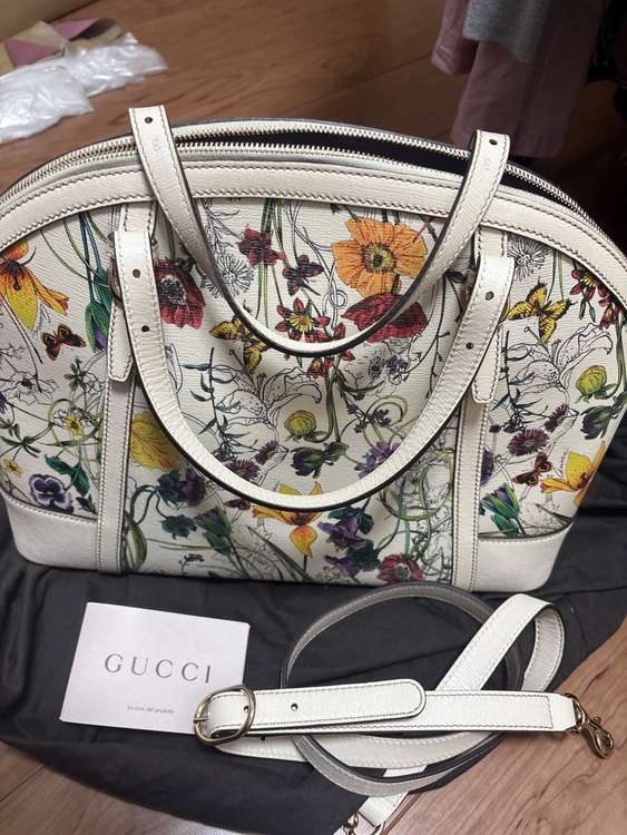 2100 805565289（ブランドバッグ）の商品画像 - 査定依頼日：2026年3月26日 - 最高査定価格：60,000円