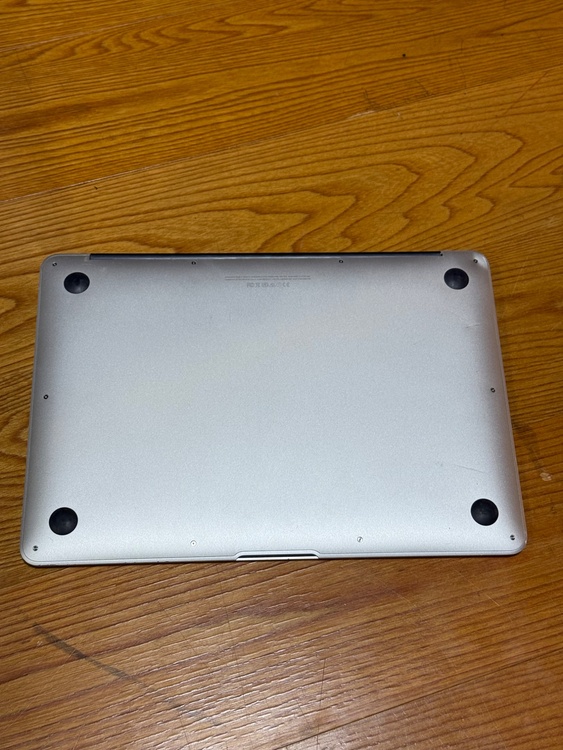 2017 MacBook Air（PC・タブレット）の商品画像 - 査定依頼日：2026年2月25日 - 最高査定価格：100,000円