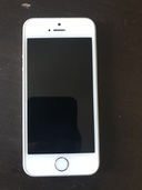 iPhoneSE（スマホ）の商品画像 - 査定依頼日：2020年8月22日 - 最高査定価格：3,200円