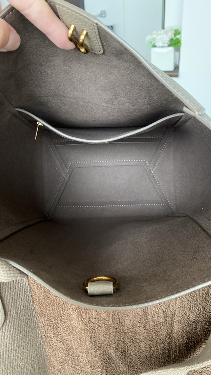 サングルバケット スモールショルダー（ブランドバッグ）の商品画像 - 査定依頼日：2022年7月9日 - 最高査定価格：120,000円