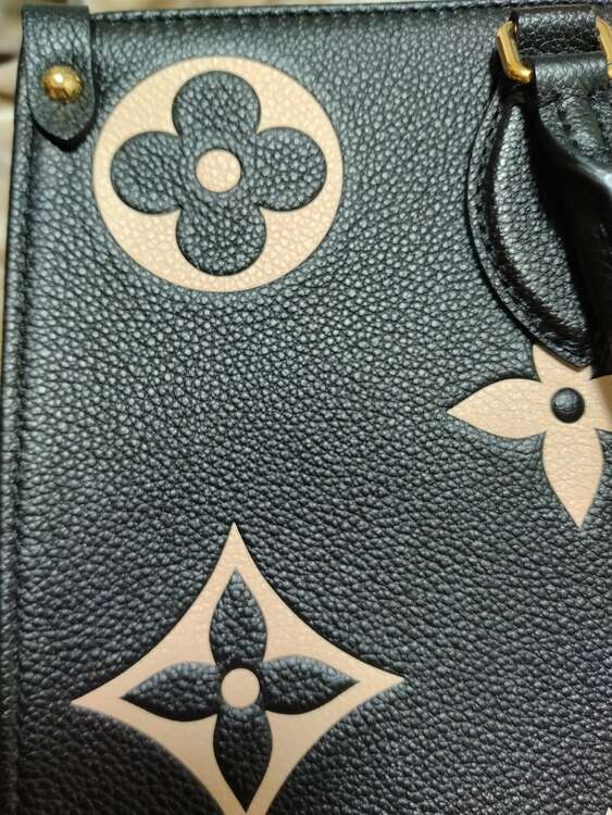 ルイヴィトン ルイヴィトン(その他) （ブランドバッグ）の商品画像 - 査定依頼日：2025年1月13日 - 最高査定価格：300,000円