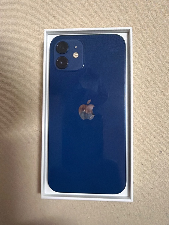 iPhone12.64GB（スマホ）の商品画像 - 査定依頼日：2026年8月30日 - 最高査定価格：23,000円