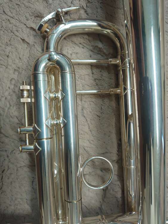 stradivarius model 37（ピアノ・楽器・PA機材）の商品画像 - 査定依頼日：2025年5月14日 - 最高査定価格：160,000円