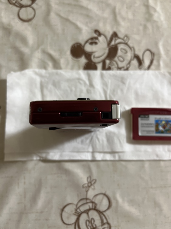 ゲームボーイミクロとカセット（ゲーム機本体・ゲームソフト）の商品画像 - 査定依頼日：2022年7月15日 - 最高査定価格：8,500円