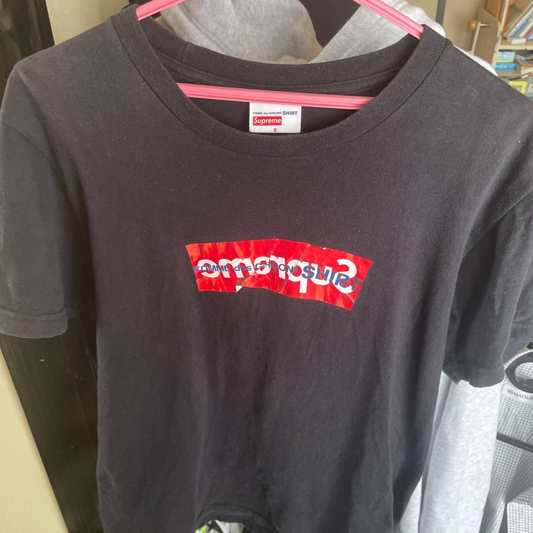 supreme × コムデギャルソン ボックスロゴTシャツ（古着・ファッション）の商品画像 - 査定依頼日：2026年1月7日 - 最高査定価格：5,000円