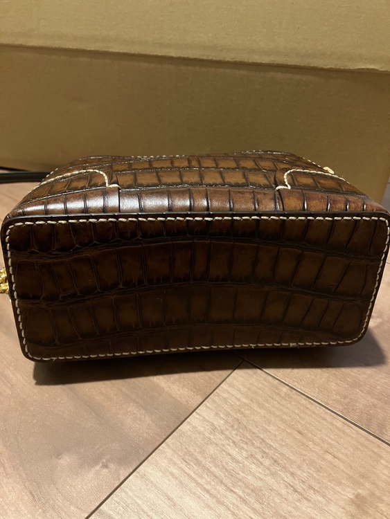 ミニダリア（ブランドバッグ）の商品画像 - 査定依頼日：2026年1月6日 - 最高査定価格：62,000円