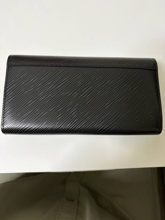 ルイヴィトン エピ （ブランドバッグ）の商品画像 - 査定依頼日：2026年4月15日 - 最高査定価格：80,000円