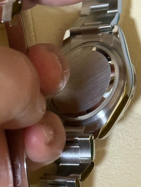 デイトナ黒文字盤（高級時計）の商品画像 - 査定依頼日：2025年5月20日 - 最高査定価格：3,950,000円