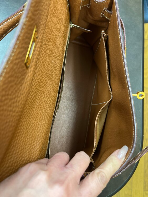 ケリー32 ◻︎H刻印　素材トゴ　明るいブラウン（ブランドバッグ）の商品画像 - 査定依頼日：2025年2月23日 - 最高査定価格：1,000,000円