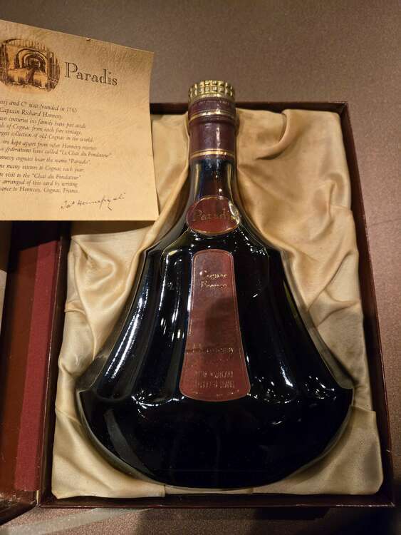 PARADIS（お酒）の商品画像 - 査定依頼日：2025年1月24日 - 最高査定価格：50,000円