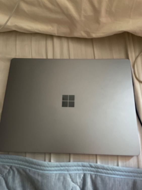 Surface laptop go3（PC・タブレット）の商品画像 - 査定依頼日：2025年10月9日 - 最高査定価格：68,500円