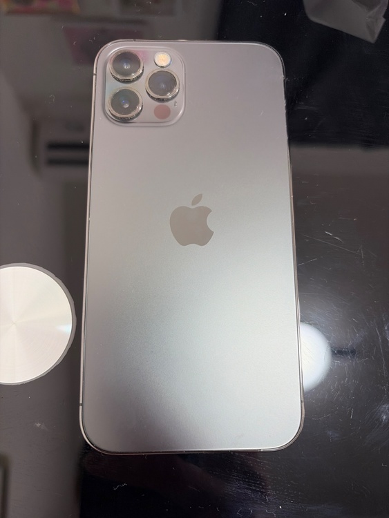 iPhone 12 Pro 256GB docomo（スマホ）の商品画像 - 査定依頼日：2026年1月28日 - 最高査定価格：31,000円