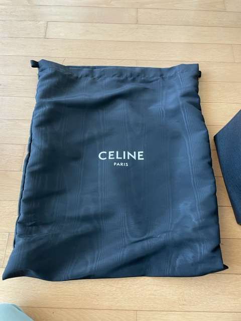 サングルバケット/ソフトグレインドカーフスキン　ブラック（ブランドバッグ）の商品画像 - 査定依頼日：2023年4月17日 - 最高査定価格：130,000円