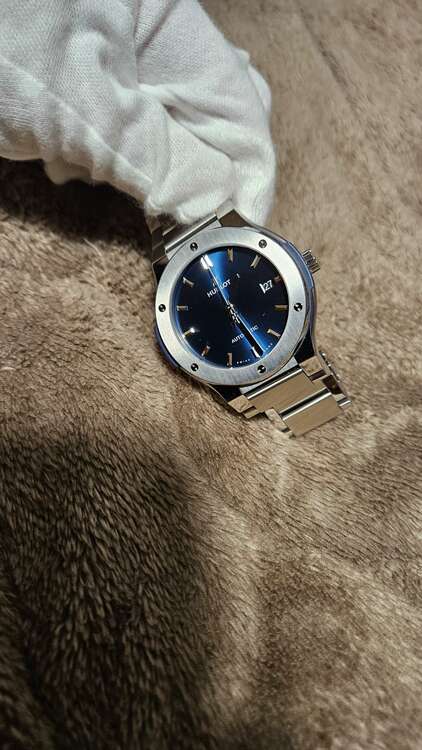 ウブロ クラシックフュージョン （高級時計）の商品画像 - 査定依頼日：2025年4月27日 - 最高査定価格：550,000円