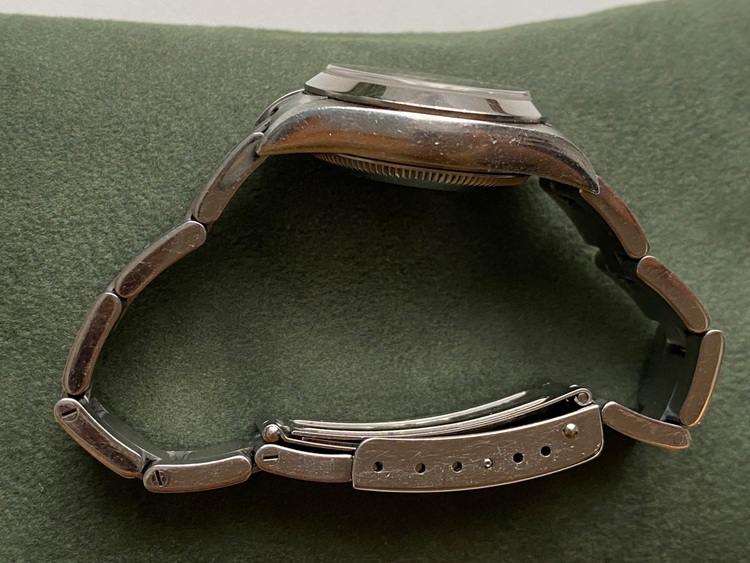 ロレックス パーペチュアル （高級時計）の商品画像 - 査定依頼日：2025年10月17日 - 最高査定価格：430,000円