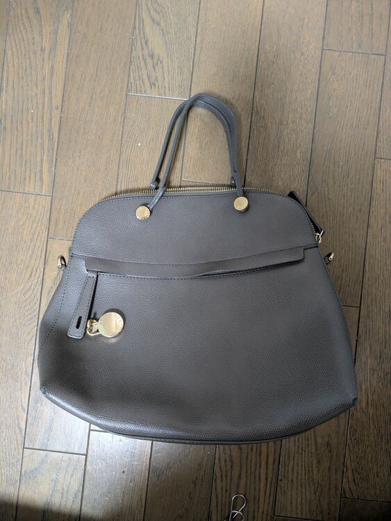 パイパー（ブランドバッグ）の商品画像 - 査定依頼日：2025年6月25日 - 最高査定価格：3,000円