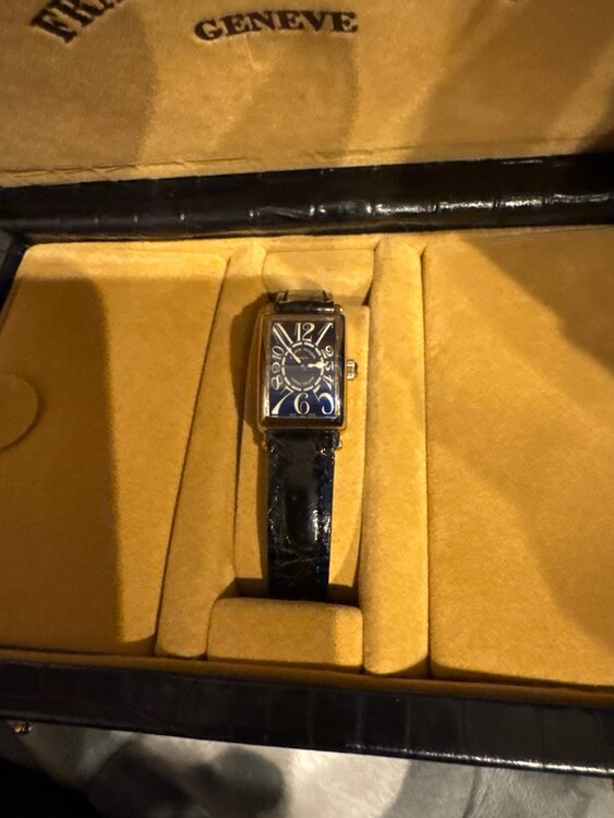 フランクミュラー ロングアイランド プティK1（高級時計）の商品画像 - 査定依頼日：2025年2月11日 - 最高査定価格：250,000円