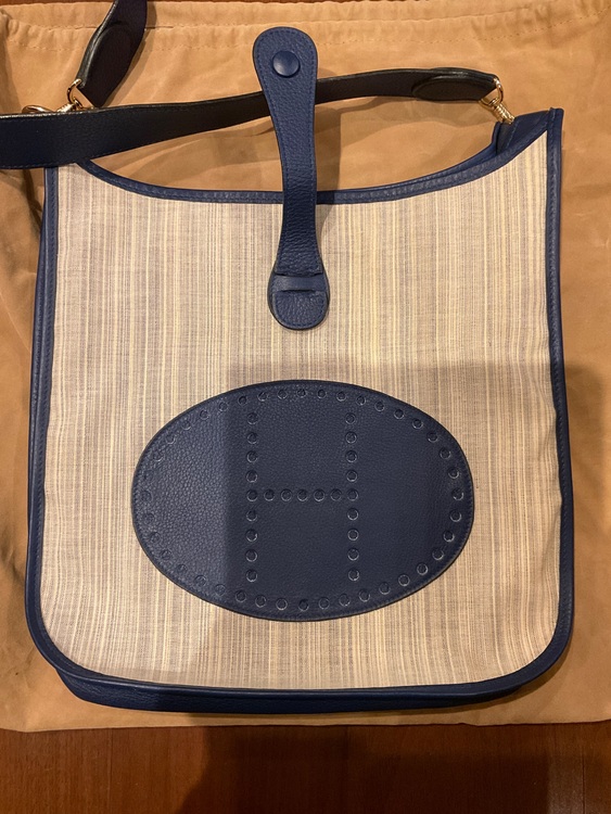 エルメス エブリン （ブランドバッグ）の商品画像 - 査定依頼日：2025年7月27日 - 最高査定価格：150,000円