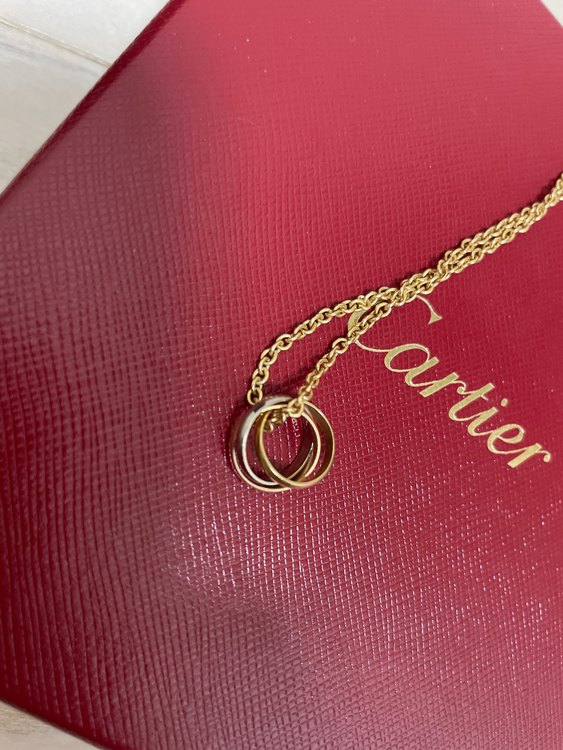 カルティエ　トリニティネックレス（金・貴金属）の商品画像 - 査定依頼日：2023年10月21日 - 最高査定価格：100,000円