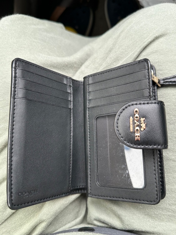 その他 コーチ （ブランドバッグ）の商品画像 - 査定依頼日：2025年10月4日 - 最高査定価格：2,000円